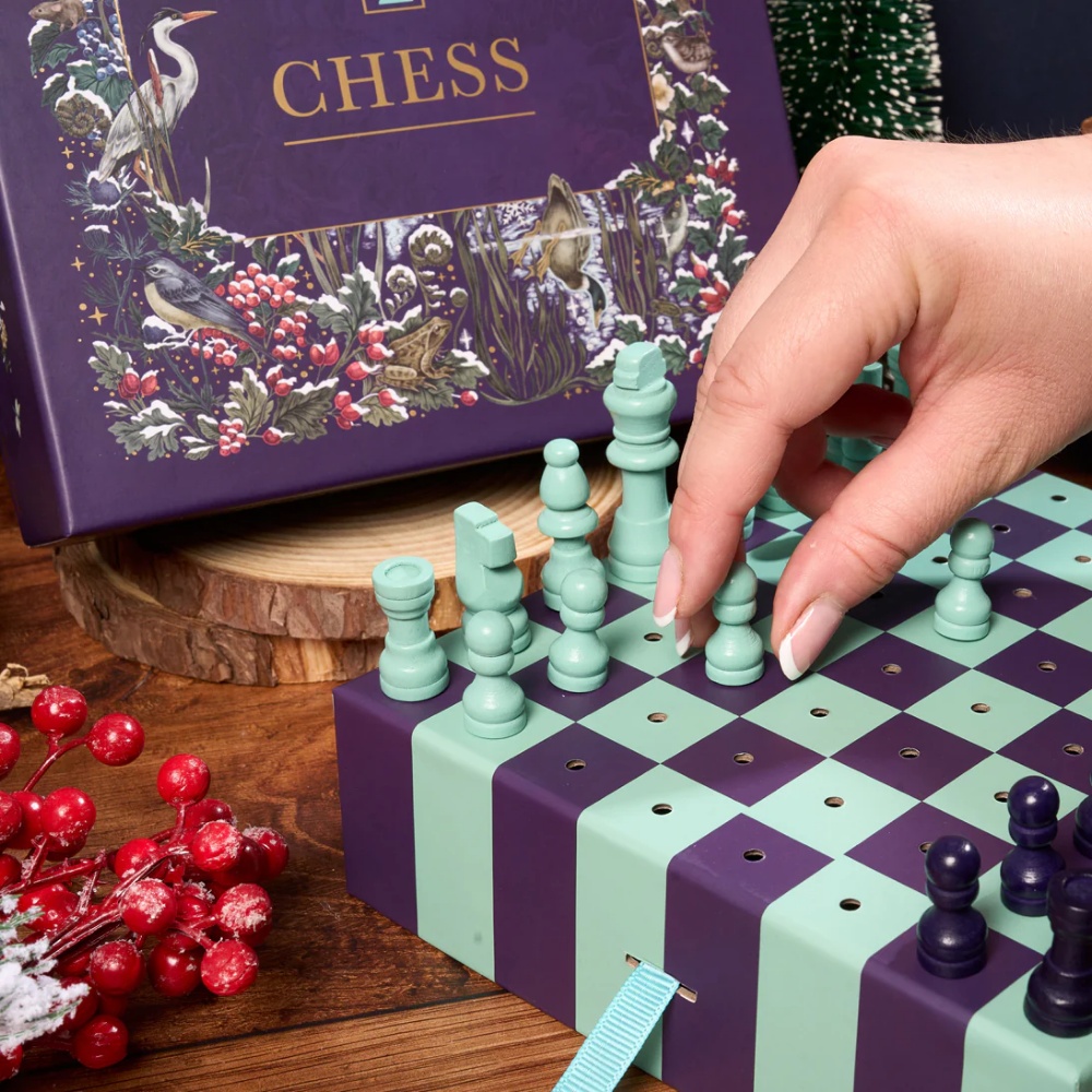 Gibsons - The Art File: Chess Family Board Game - Image 2