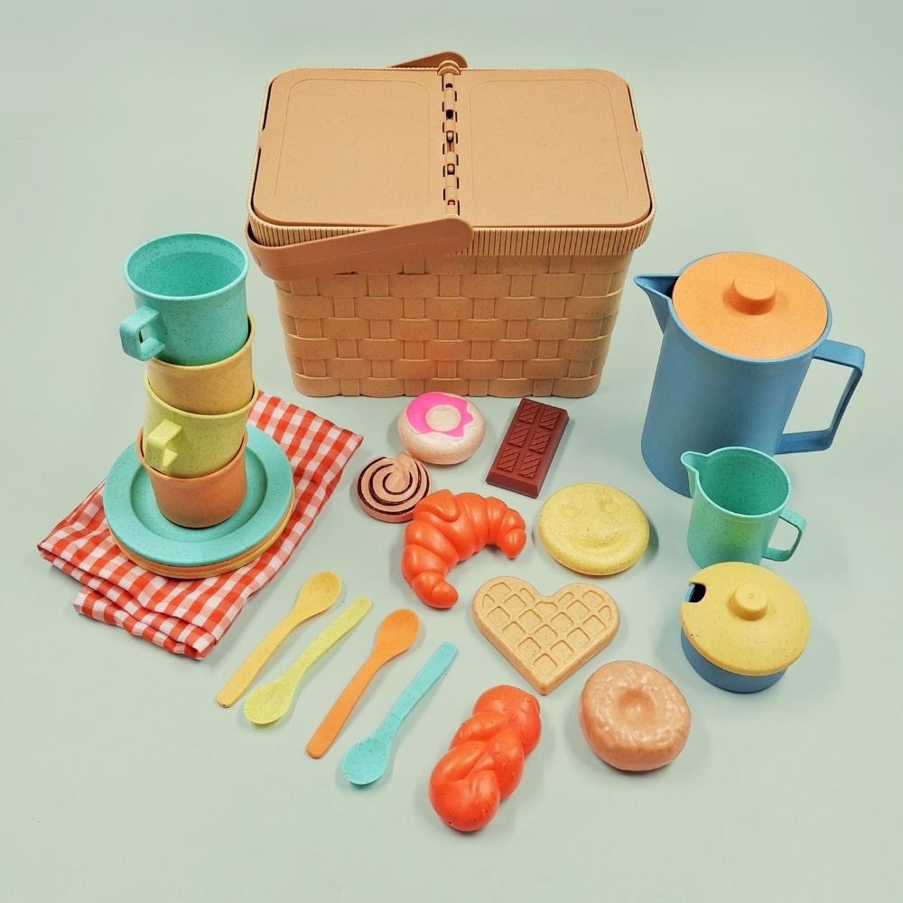 Mingli Toys - Pretend & Play - Picnic Teapot Play Set - Eco-friendly - 27 Pieces - Image 2