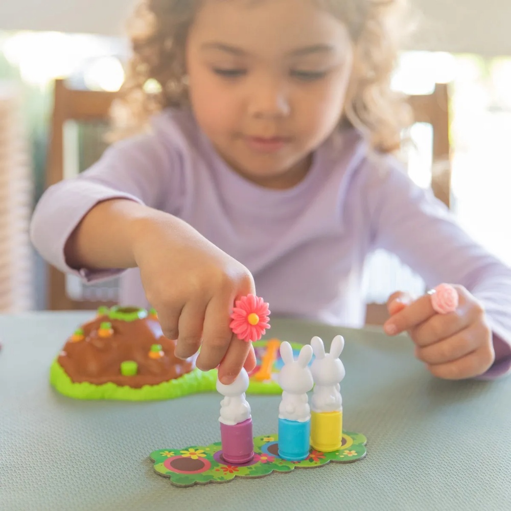 Educational Insights - Pop Pop Bunny Hop - Colour Matching Memory Game for Kids - Image 10