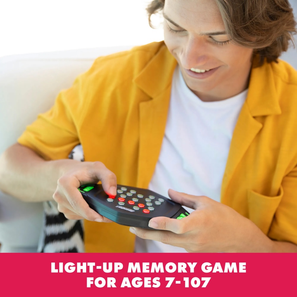 Educational Insights - BrainBolt® Genius: Electronic Memory Game with Lights & Sound - Image 2