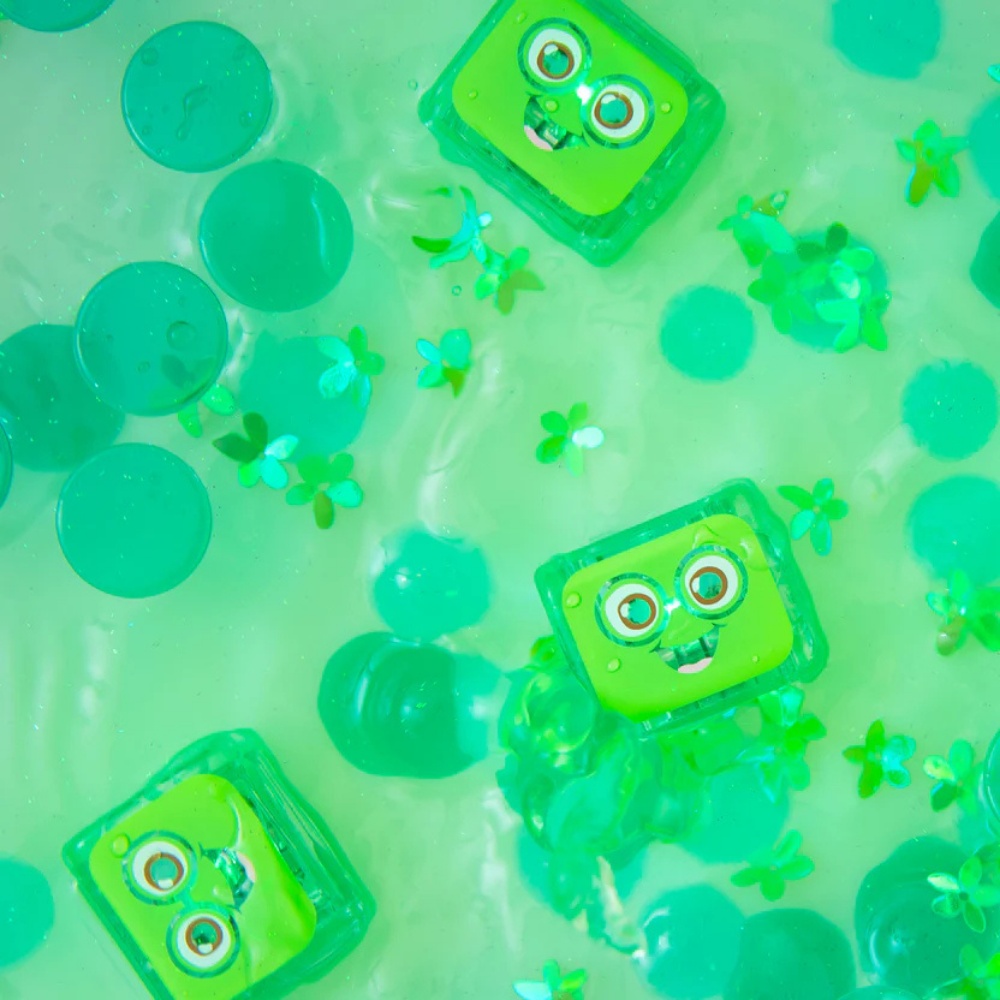 Glo Pals - Water Activated Light-Up Sensory Toys - Pippa (4 Pack) - Image 2