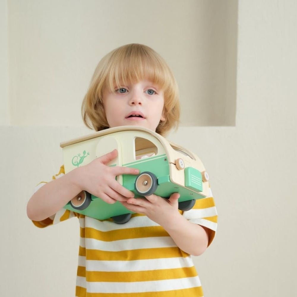 Classic World - Pretend & Play Camper Van Doll House - Wooden Play Set - 9pcs - Image 2