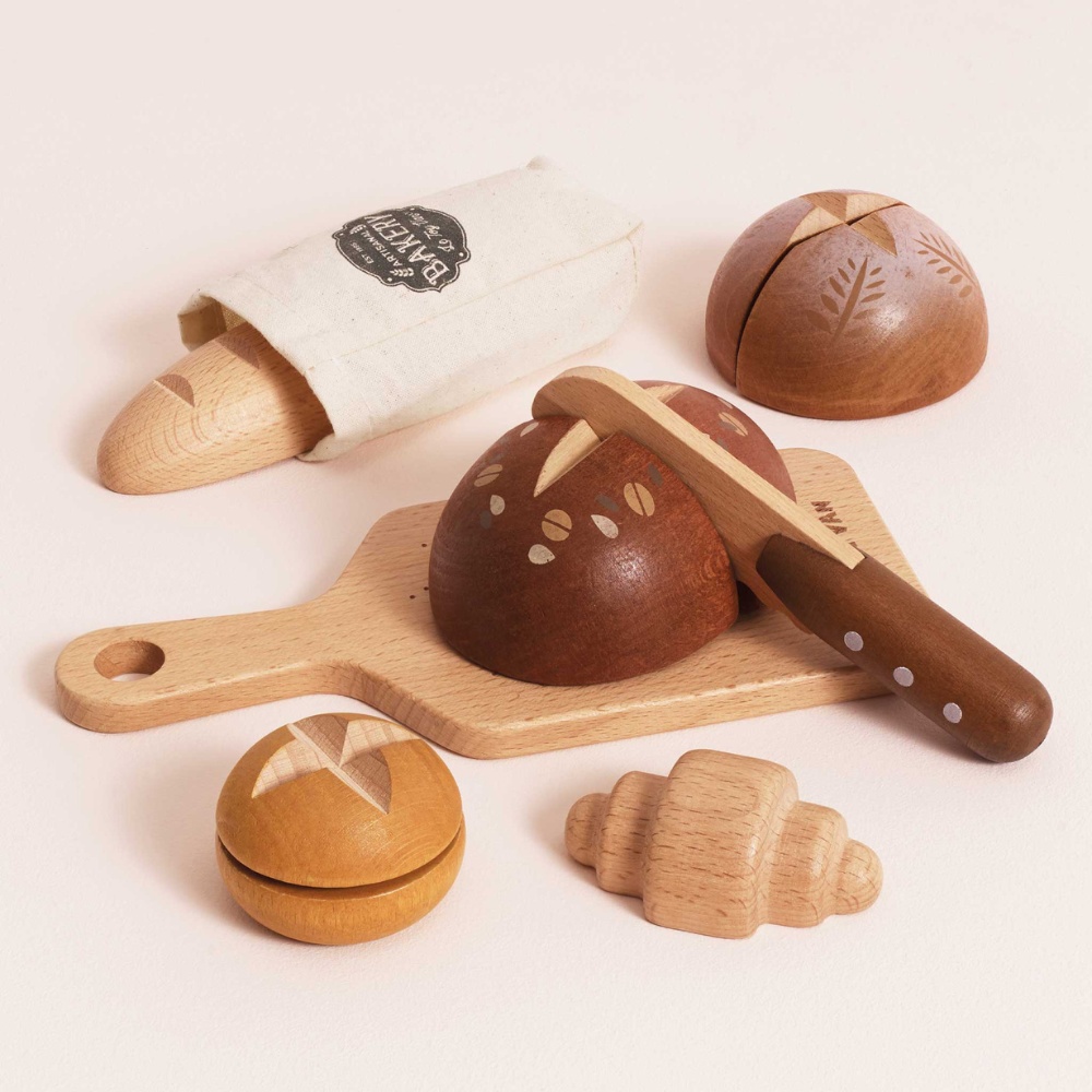 Le Toy Van - Wooden Artisan Bread & Knife Set - 12pcs - Image 4