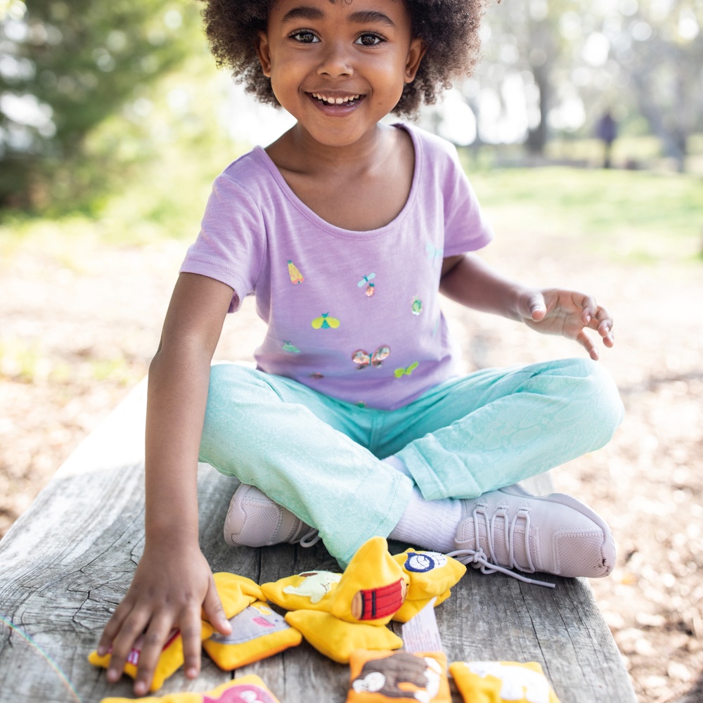 Educational Insights - Phonics Bean Bags: ABC Letter Sounds Toy - Image 8