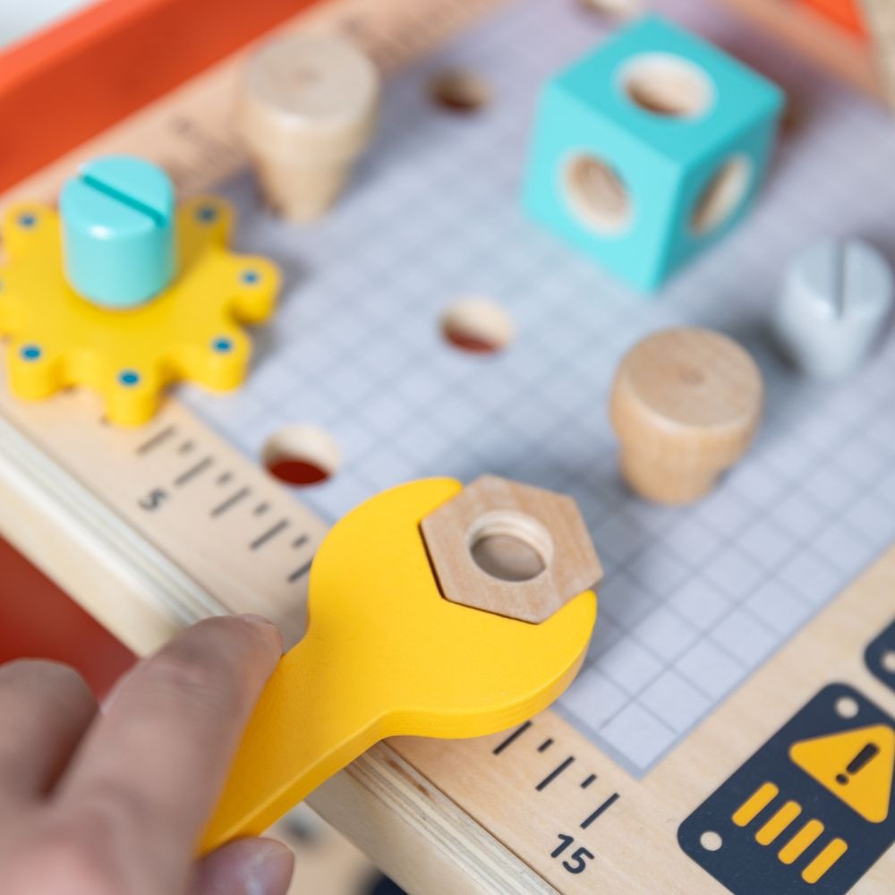 Classic World - Pretend & Play - Rocket Workbench & Tool Set - Image 4
