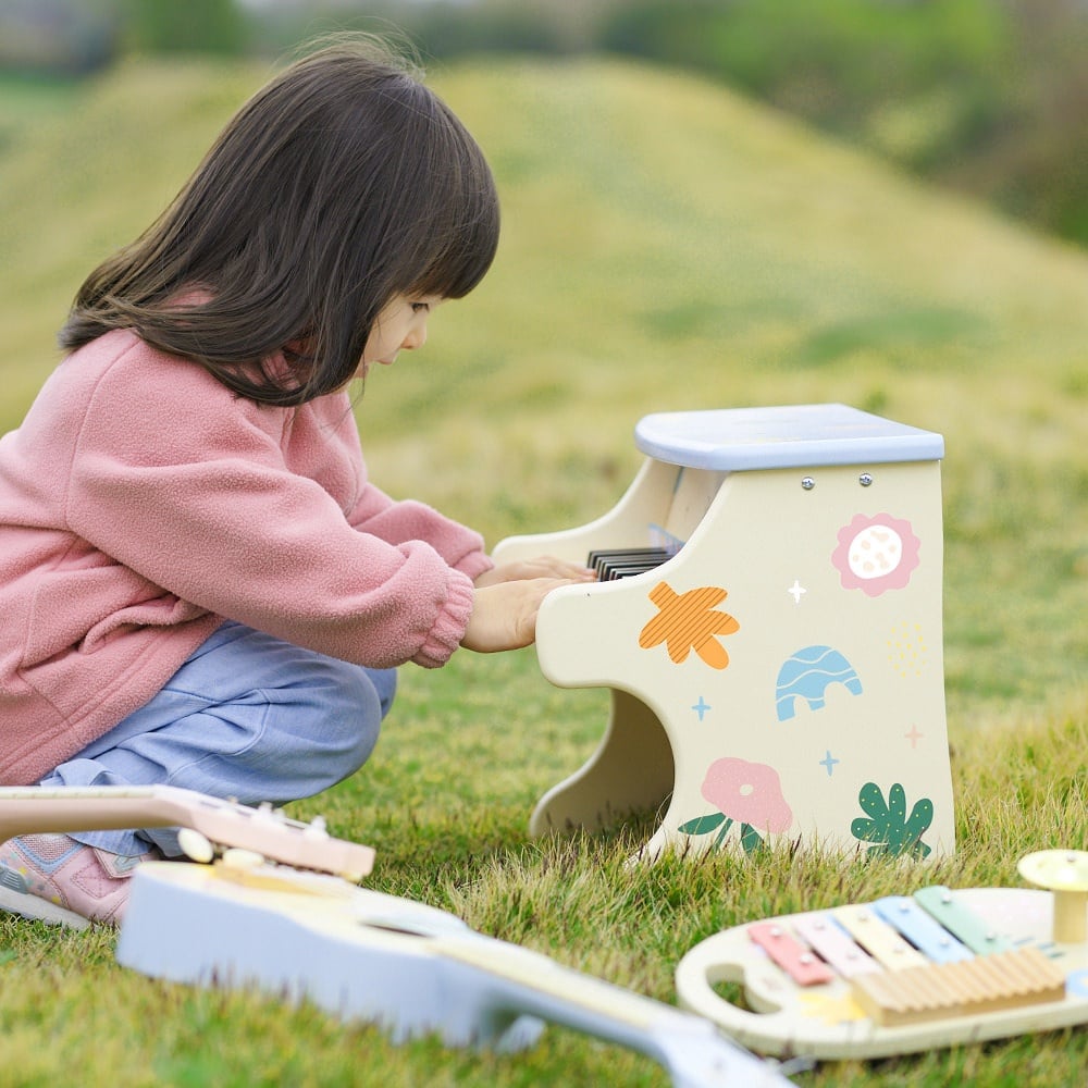 Classic World - Music & Play - Iris Piano - Image 3
